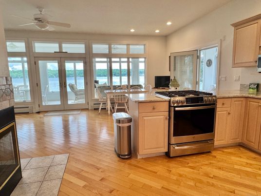 Dining room, Interior, Kitchen, Recessed Lighting, Water, Wood Texture Flooring