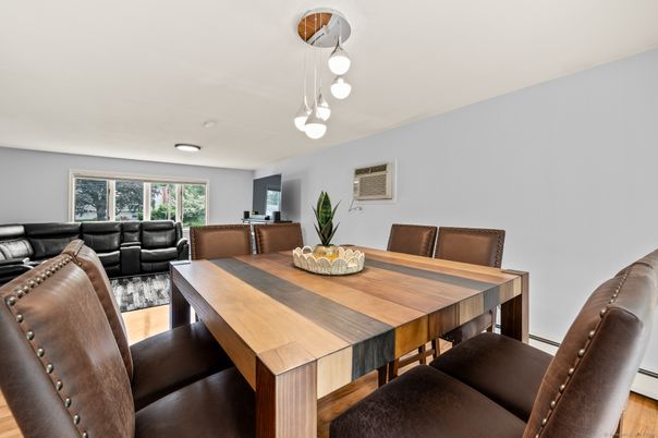 Dining room, Interior, Living room, Pendant Lights, Recessed Lighting, Wood Texture Flooring