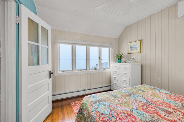 Bedroom, Interior, Water, Wood Texture Flooring