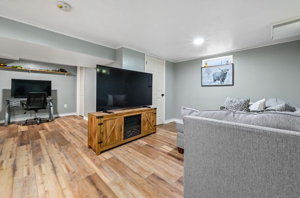 Home Office, Interior, Recessed Lighting, Wood Texture Flooring