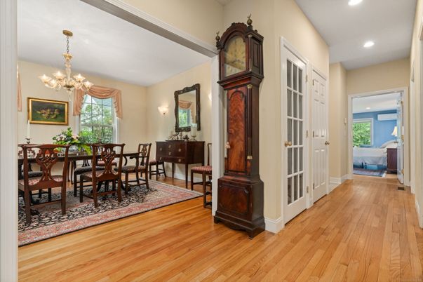 Chandelier, Dining room, Interior, Recessed Lighting, Wood Texture Flooring