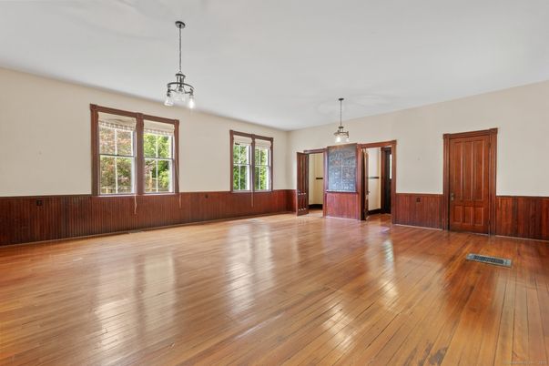 Empty room, Interior, Pendant Lights, Wood Texture Flooring