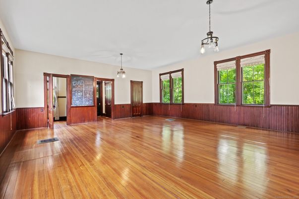 Empty room, Interior, Pendant Lights, Wood Texture Flooring