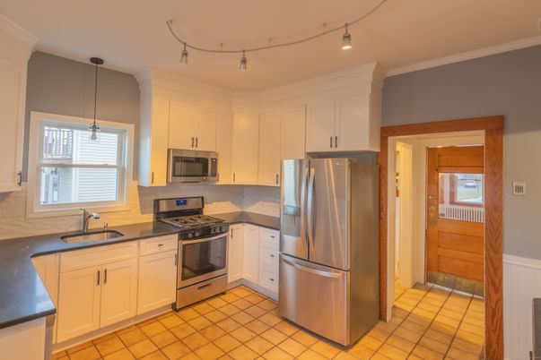 Interior, Kitchen, Pendant Lights, Stainless Steel Appliances