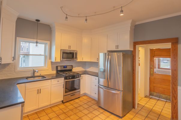 Interior, Kitchen, Pendant Lights, Stainless Steel Appliances