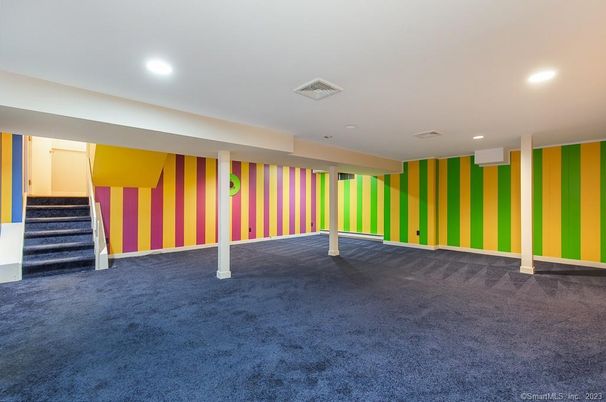 Empty room, Interior, Recessed Lighting