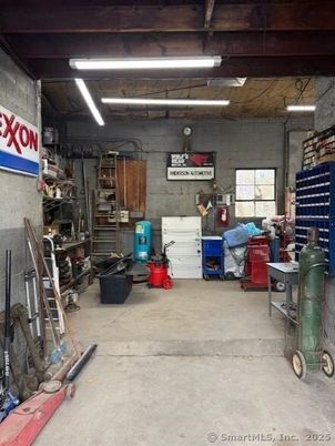 Garage, Interior, Stone Walls