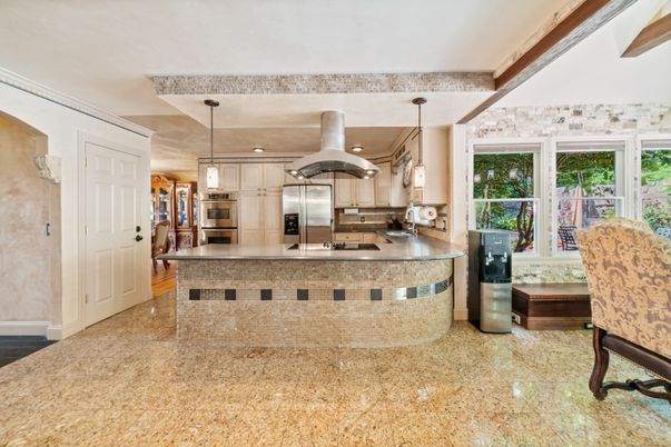 Interior, Kitchen, Pendant Lights, Recessed Lighting, Stainless Steel Appliances
