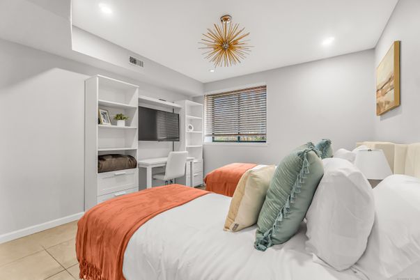 Bedroom, Interior, Pendant Lights, Recessed Lighting
