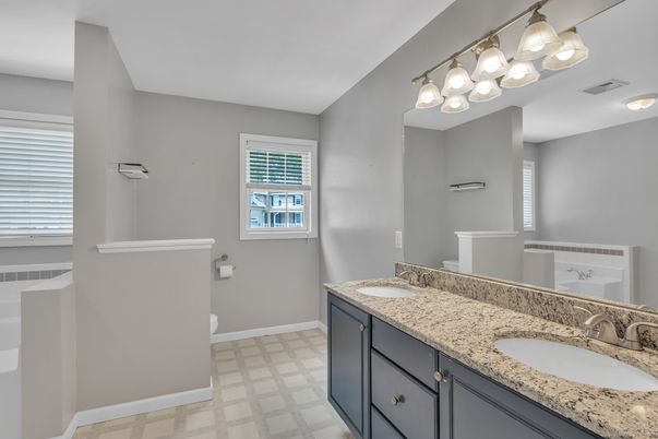Bathroom, Dual Sink Vanities, Interior