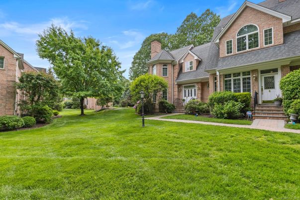 Backyard, Exterior, Facade, Brick Facade, Brick Traditional