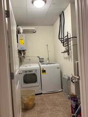 Interior, Washer