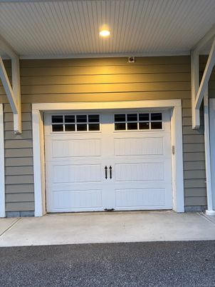 Detached Garage, Exterior