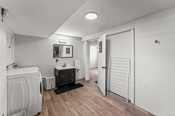 Interior, Washer, Wood Texture Flooring