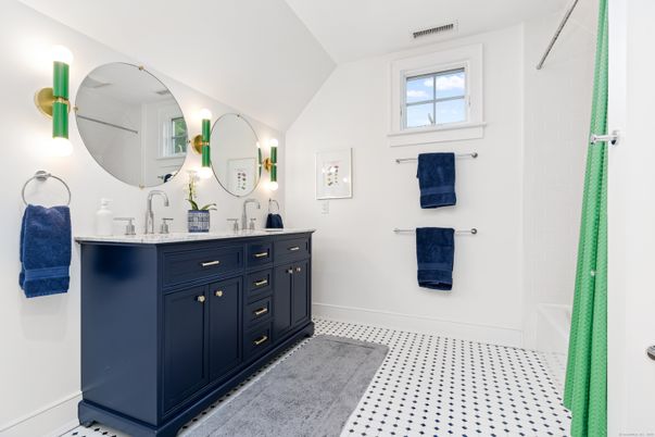 Bathroom, Dual Sink Vanities, Interior