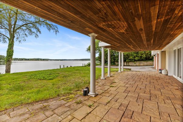 Exterior, Water
