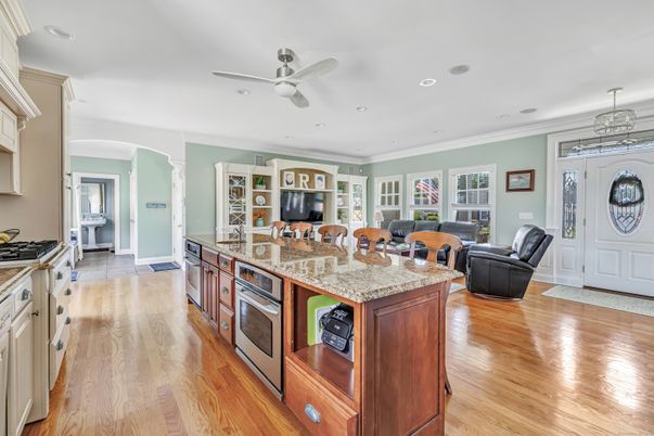 Interior, Kitchen, Living room, Recessed Lighting, Wood Texture Flooring