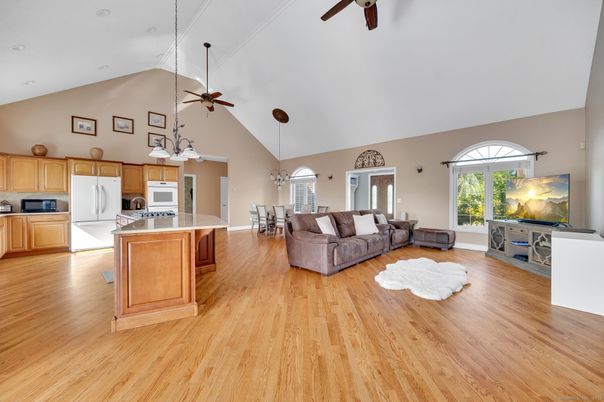 Dining room, Interior, Kitchen, Living room, Pendant Lights, Wood Texture Flooring