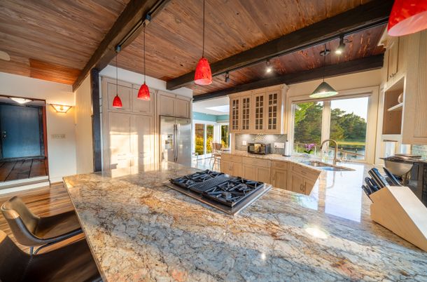 Interior, Kitchen, Pendant Lights, Wooden Beams, Wooden Ceilings