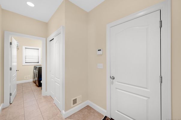 Interior, Recessed Lighting, Washer