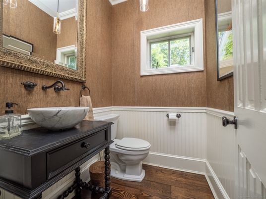 Bathroom, Interior, Pendant Lights, Wood Texture Flooring