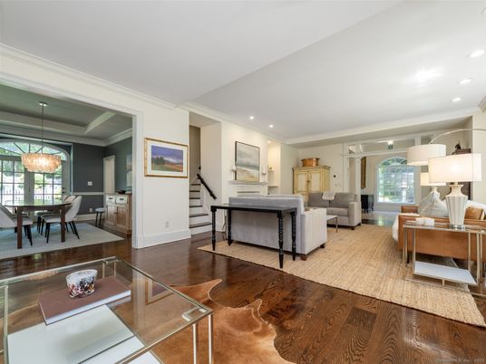Chandelier, Dining room, Interior, Living room, Pendant Lights, Recessed Lighting, Wood Texture Flooring