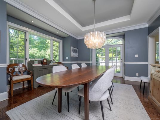 Chandelier, Dining room, Interior, Recessed Lighting, Wood Texture Flooring