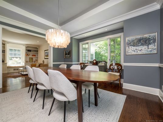 Chandelier, Dining room, Interior, Recessed Lighting, Wood Texture Flooring
