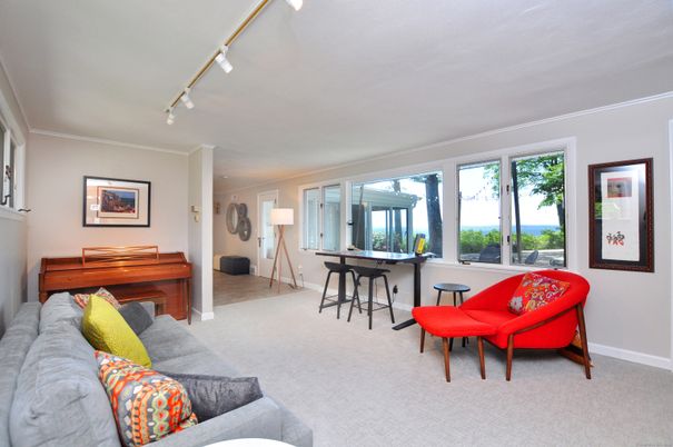 Interior, Living room, Piano