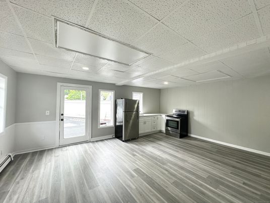 Interior, Kitchen, Recessed Lighting, Wood Texture Flooring
