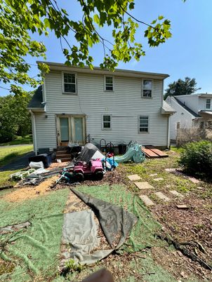 Backyard, Exterior