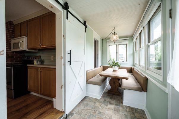 Dining room, Interior, Kitchen, Pendant Lights, Wood Texture Flooring