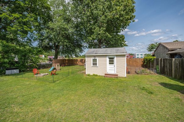 Backyard, Exterior, Playground