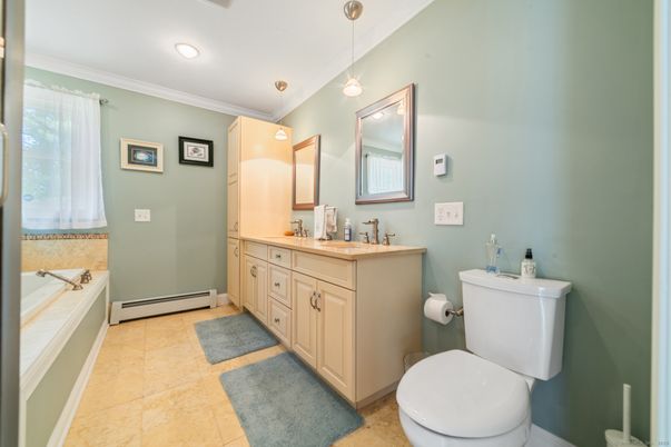 Bathroom, Dual Sink Vanities, Interior, Pendant Lights, Recessed Lighting