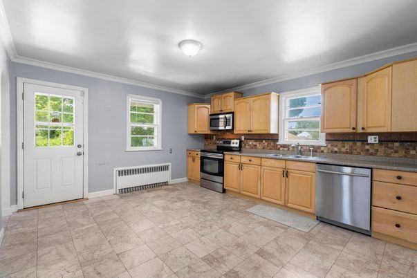 Interior, Kitchen, Stainless Steel Appliances