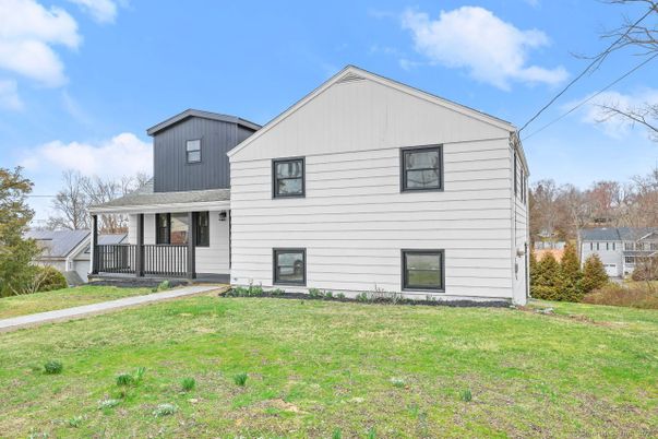 Backyard, Exterior, Facade, Farmhouse