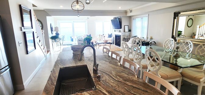 Dining room, Fireplace, Interior, Pendant Lights, Recessed Lighting