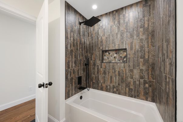 Bathroom, Interior, Recessed Lighting, Wood Texture Flooring