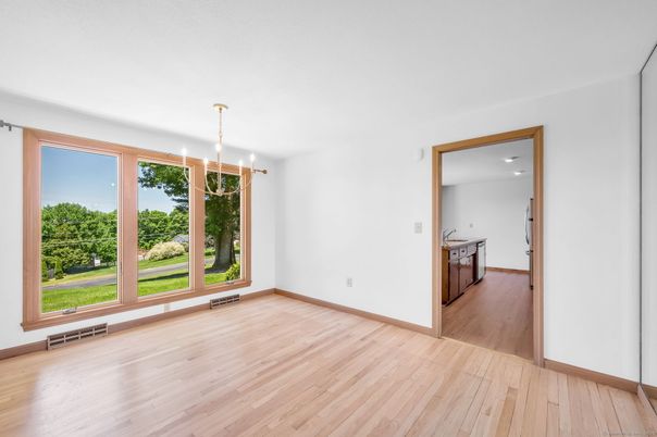 Empty room, Interior, Pendant Lights, Wood Texture Flooring