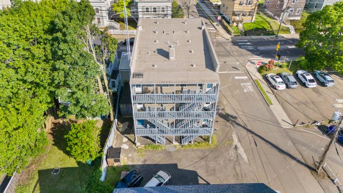 Exterior, Drone