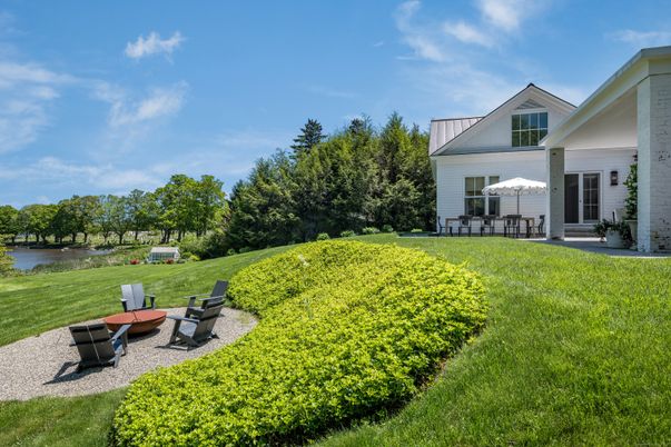 Backyard, Exterior, Water