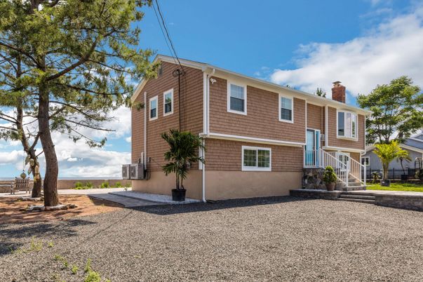 Exterior, Facade, Brick Facade, Raised Ranch