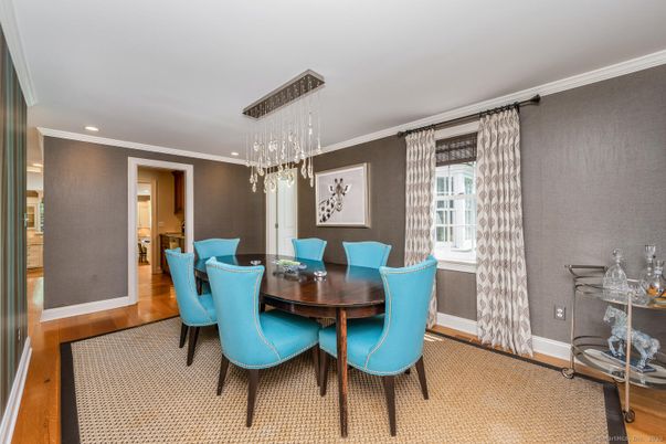 Chandelier, Dining room, Interior, Pendant Lights, Recessed Lighting, Wood Texture Flooring