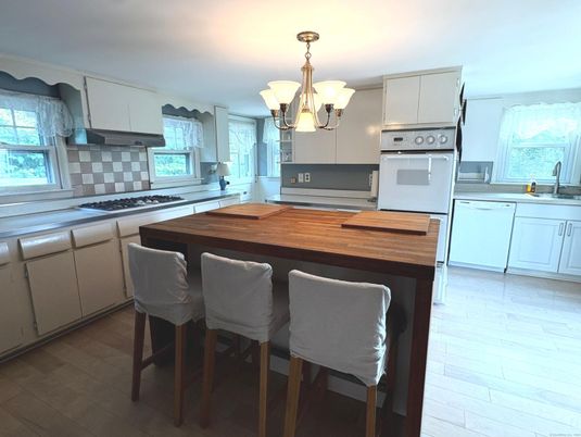 Chandelier, Interior, Kitchen, Stainless Steel Appliances, Wood Texture Flooring