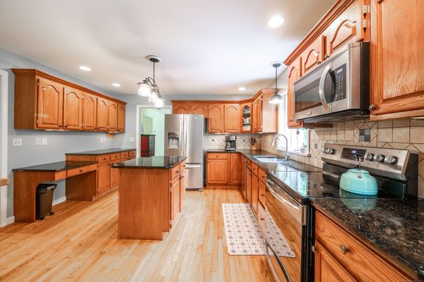 Interior, Kitchen, Pendant Lights, Recessed Lighting, Wood Texture Flooring