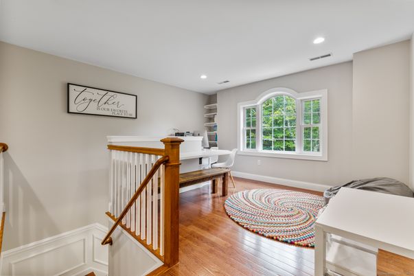 Home Office, Interior, Recessed Lighting, Wood Texture Flooring