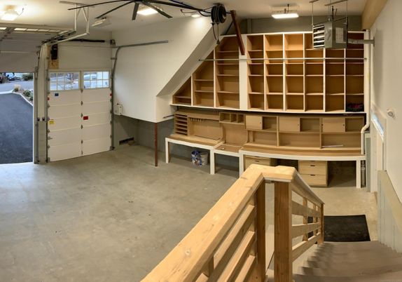 Garage, Interior