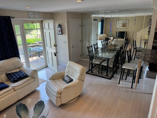 Dining room, Interior, Living room, Recessed Lighting
