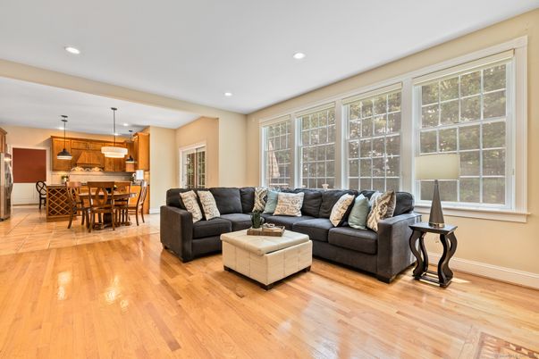 Dining room, Interior, Kitchen, Living room, Pendant Lights, Recessed Lighting, Wood Texture Flooring