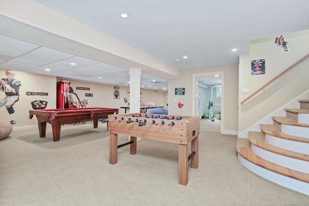 Billiard Table, Game Room, Interior, Recessed Lighting